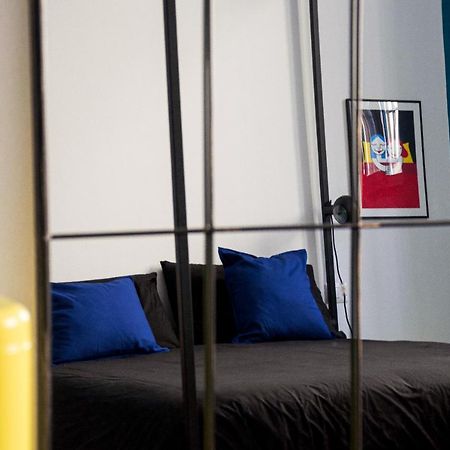 דירות פיסטויה Iride - Prestigious Flat In The Historical Centre מראה חיצוני תמונה