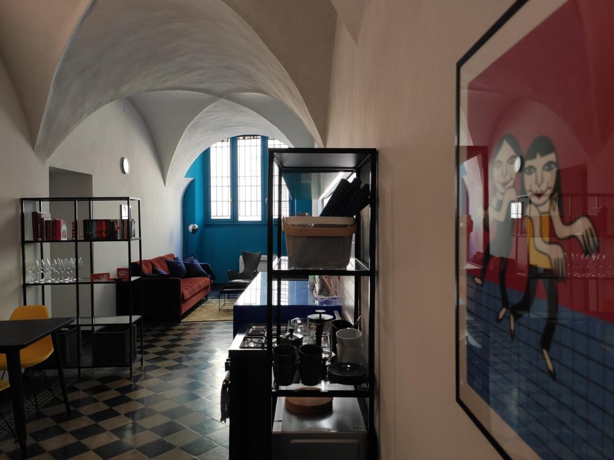 דירות פיסטויה Iride - Prestigious Flat In The Historical Centre מראה חיצוני תמונה